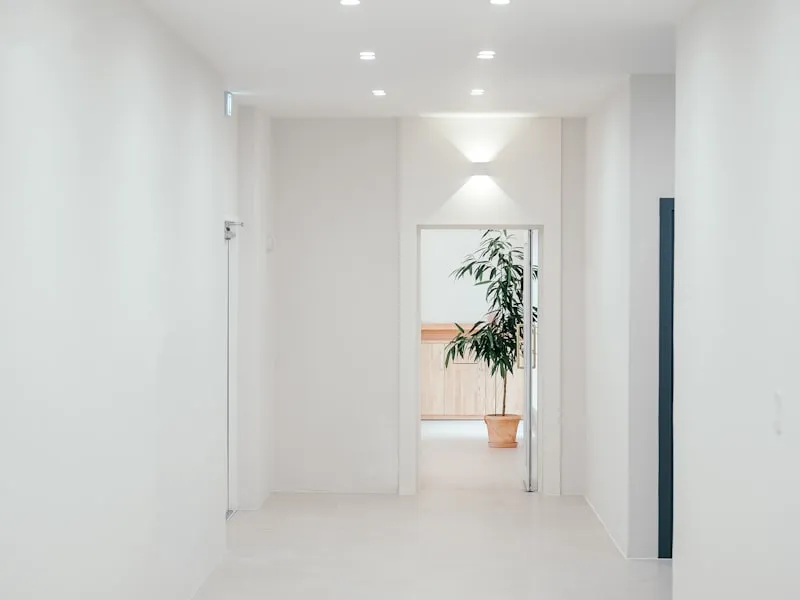 Lorong tempat praktik yang bersih dan rapi